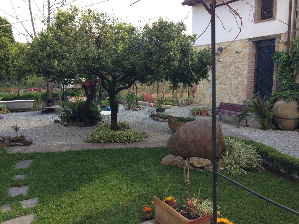 B&B Mar Tirreno Barcellona-Pozzo di Gotto Luaran gambar