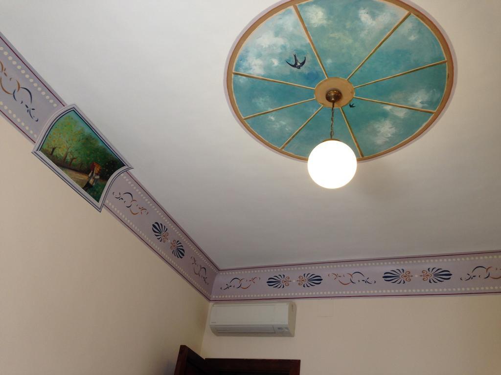 B&B Mar Tirreno Barcellona-Pozzo di Gotto Bilik gambar