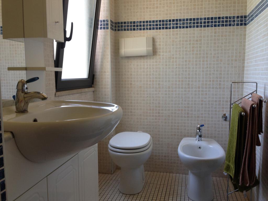 B&B Mar Tirreno Barcellona-Pozzo di Gotto Bilik gambar