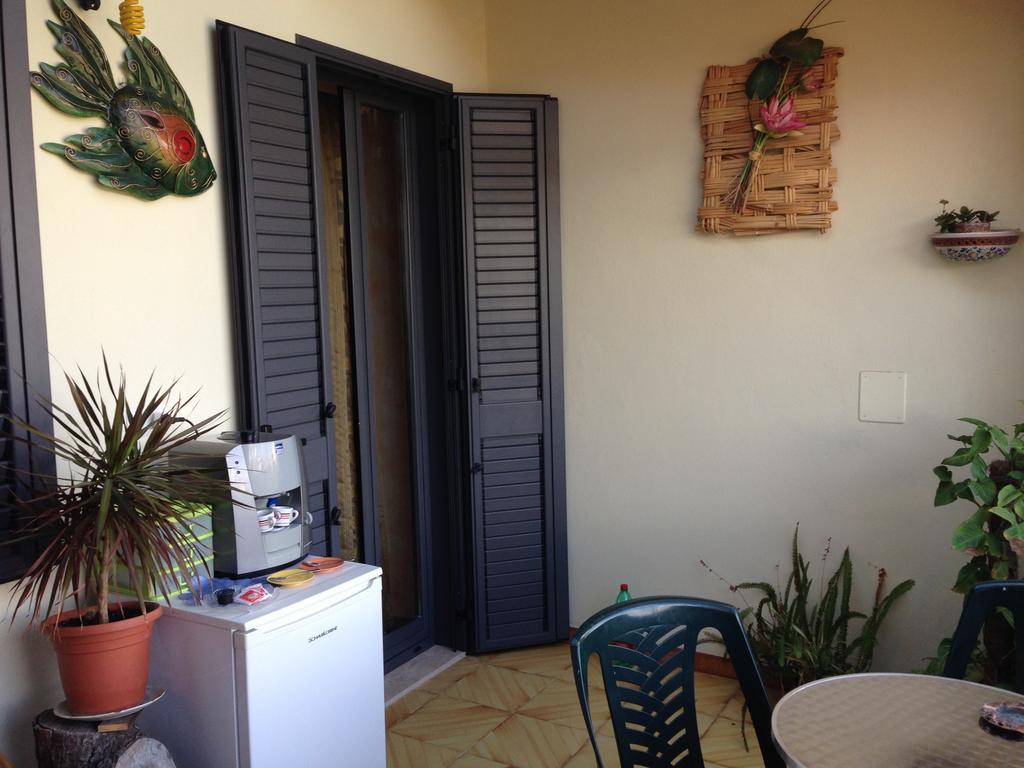 B&B Mar Tirreno Barcellona-Pozzo di Gotto Luaran gambar